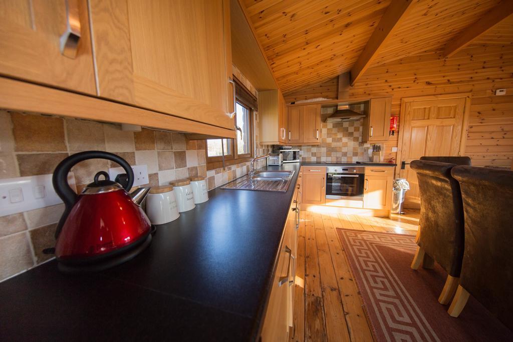 Wall Eden Farm - Luxury Log Cabins And Glamping Highbridge Kültér fotó